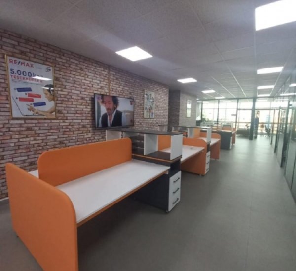 REMAX ÇİZGİ GAYRİMENKUL