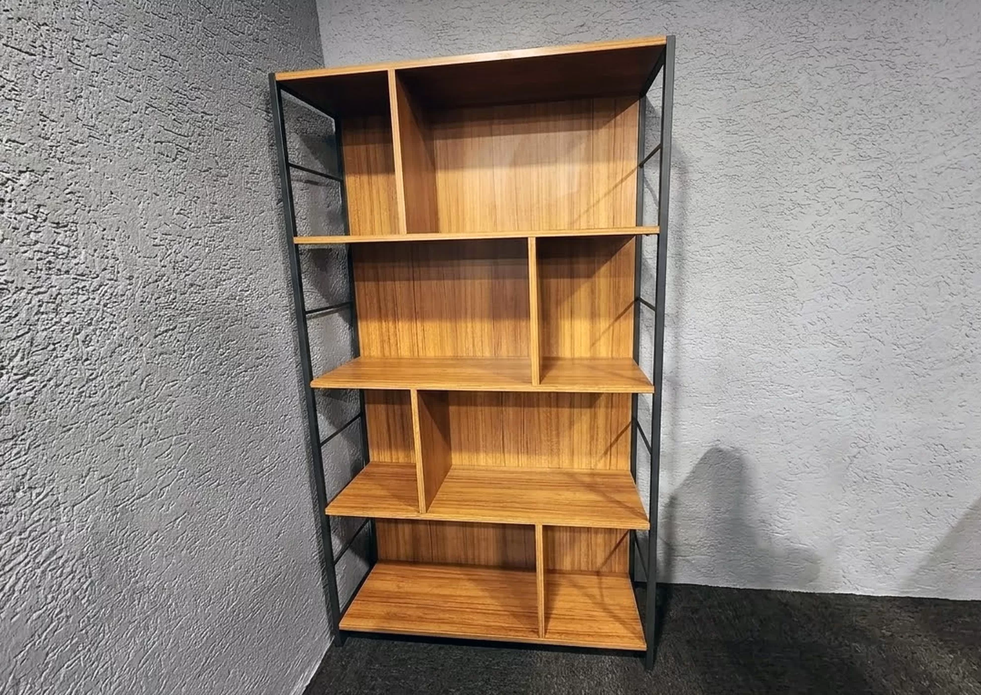 LUNA KİTAPLIK – TEŞHİR - Görsel 2