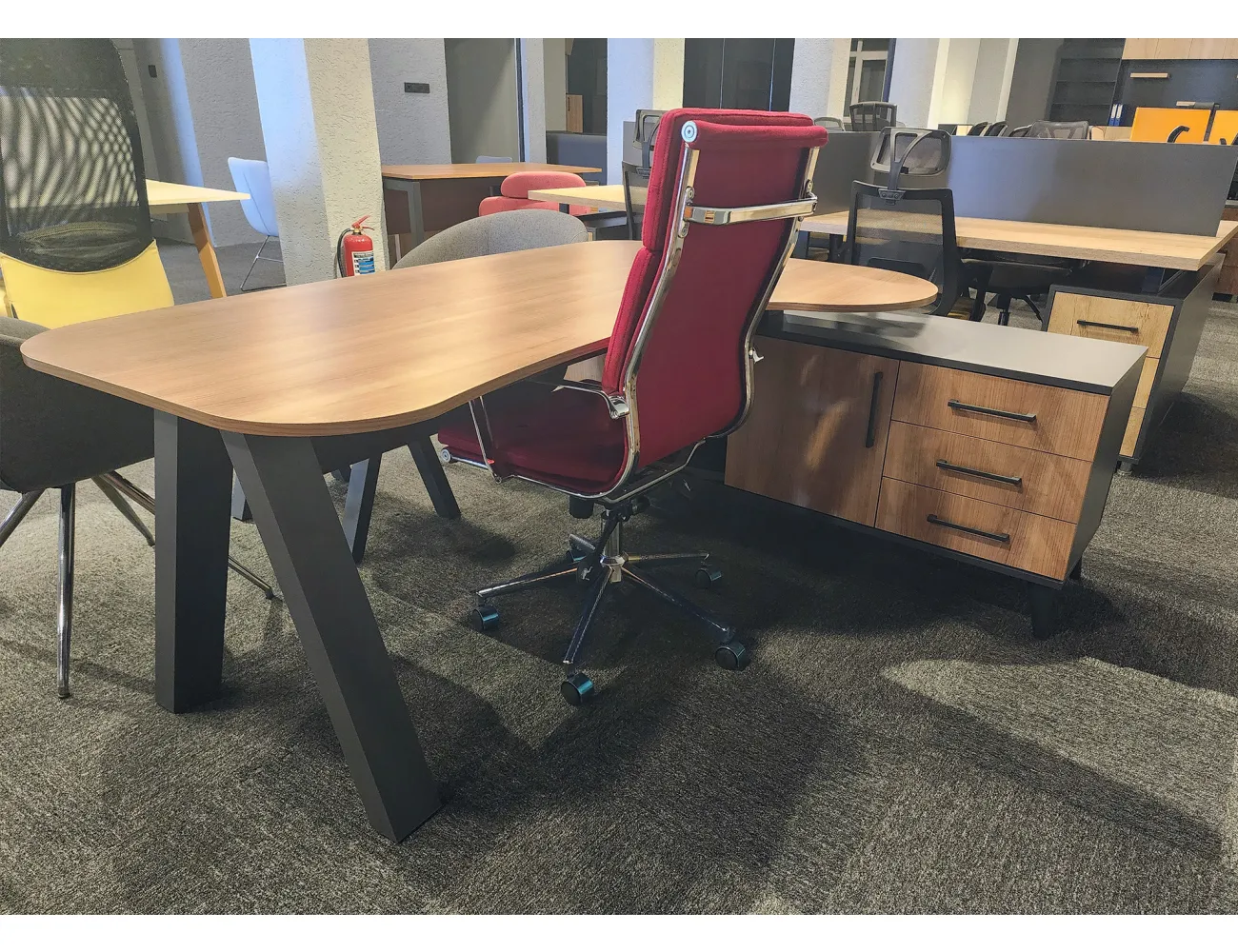 NOVELLA ÇALIŞMA MASA TAKIMI - TEŞHİR