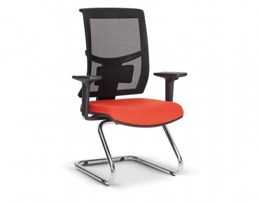 OKRE U FOOT GUEST CHAIR