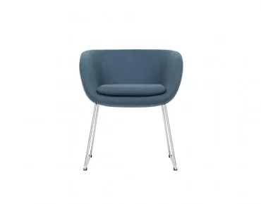 NOVA GUEST CHAIR