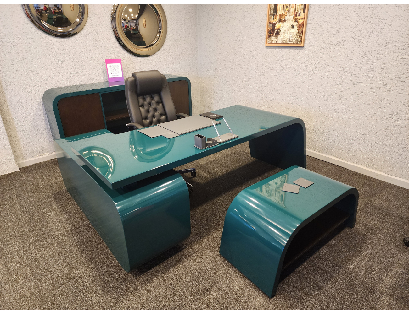 VERDİ MAKAM MASASI - TEŞHİR